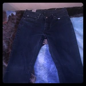 Levi jeans 33x34